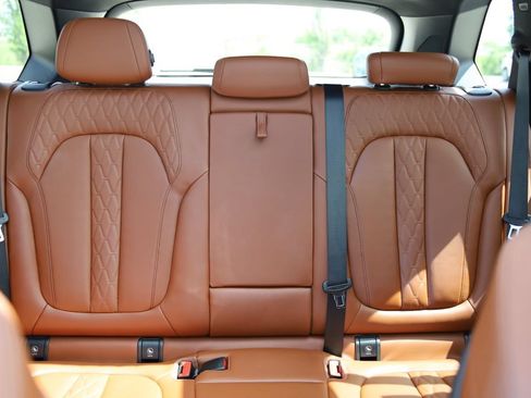 Used 2023 BMW X5 M50i AWD/4WD image 30