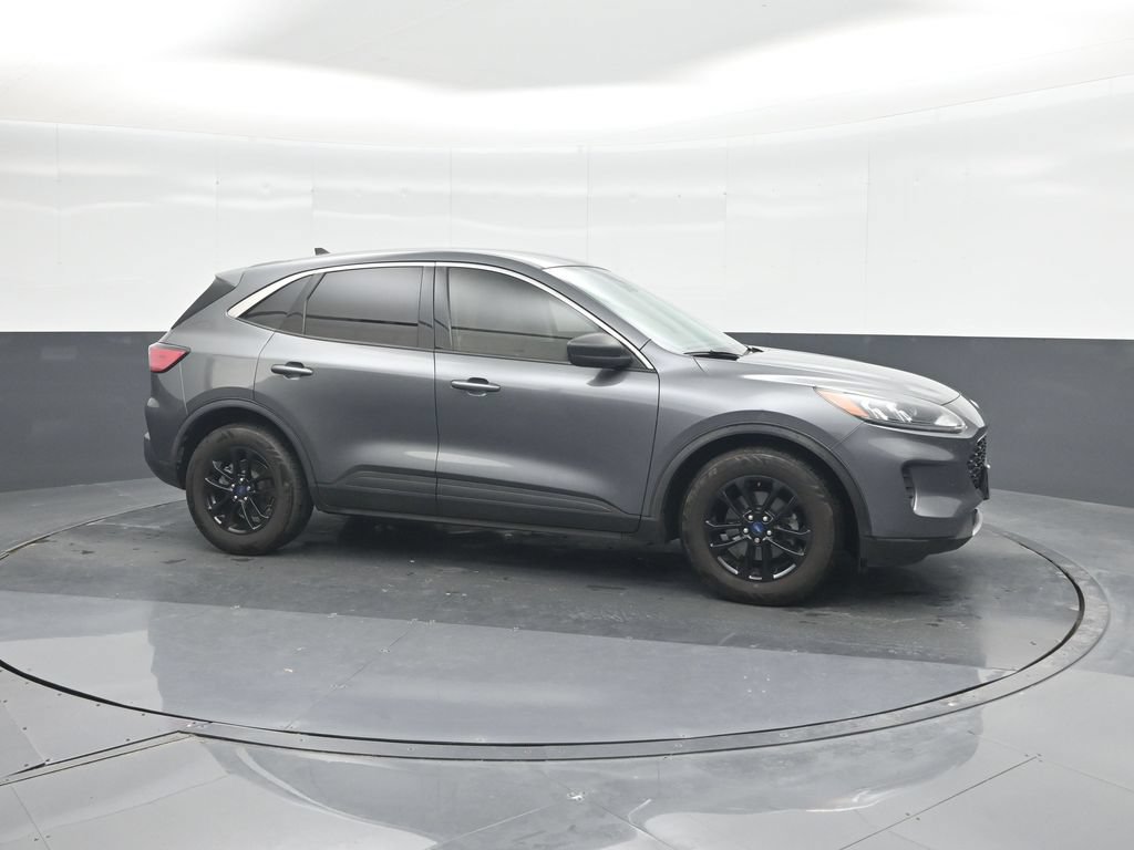 Certified 2022 Ford Escape SE FWD image 11