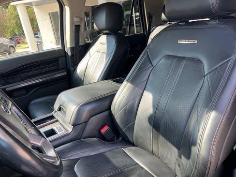Used 2018 Ford Expedition Max Platinum RWD image 10
