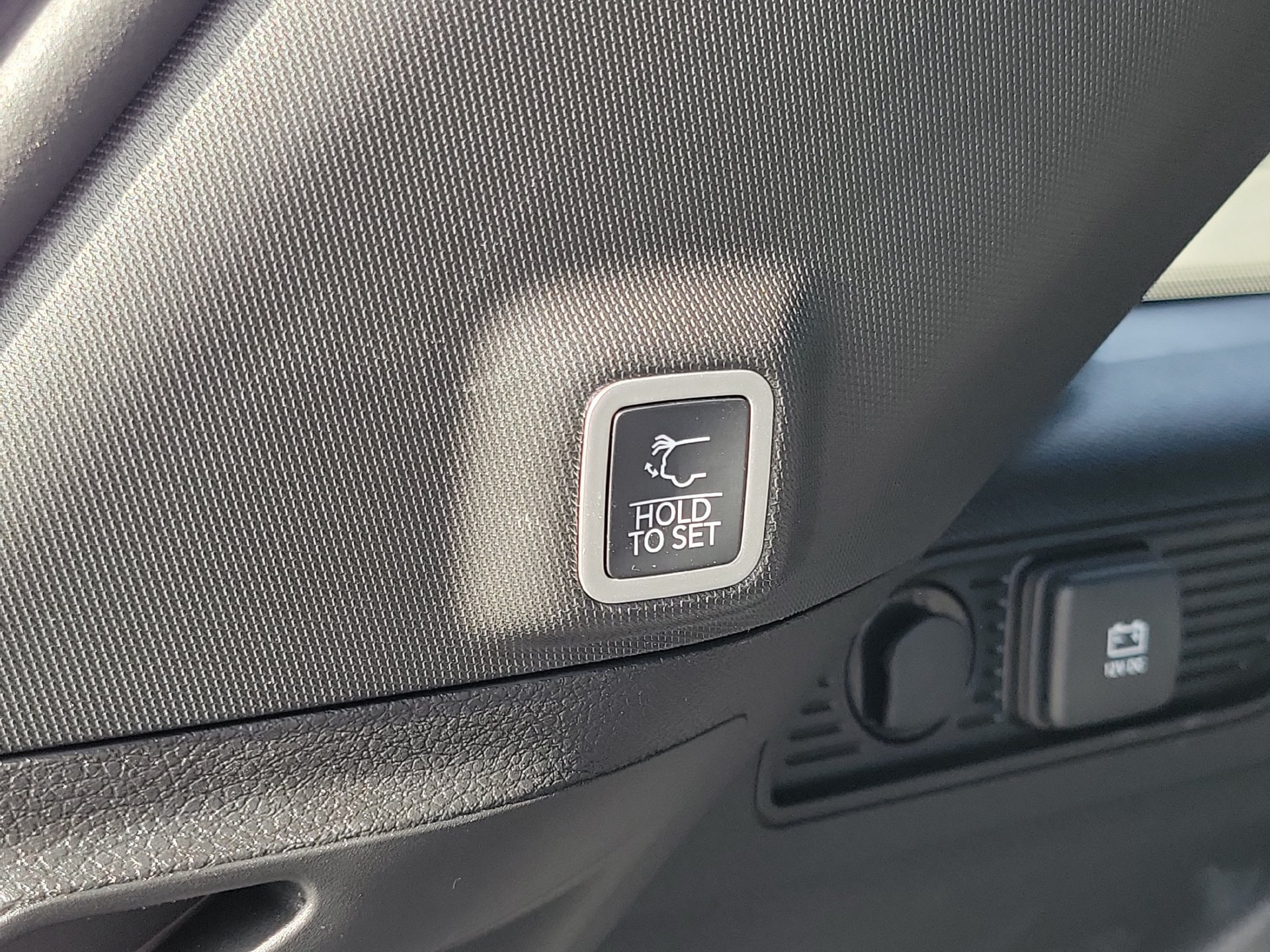 New 2026 Jeep Grand Cherokee Altitude AWD/4WD image 15