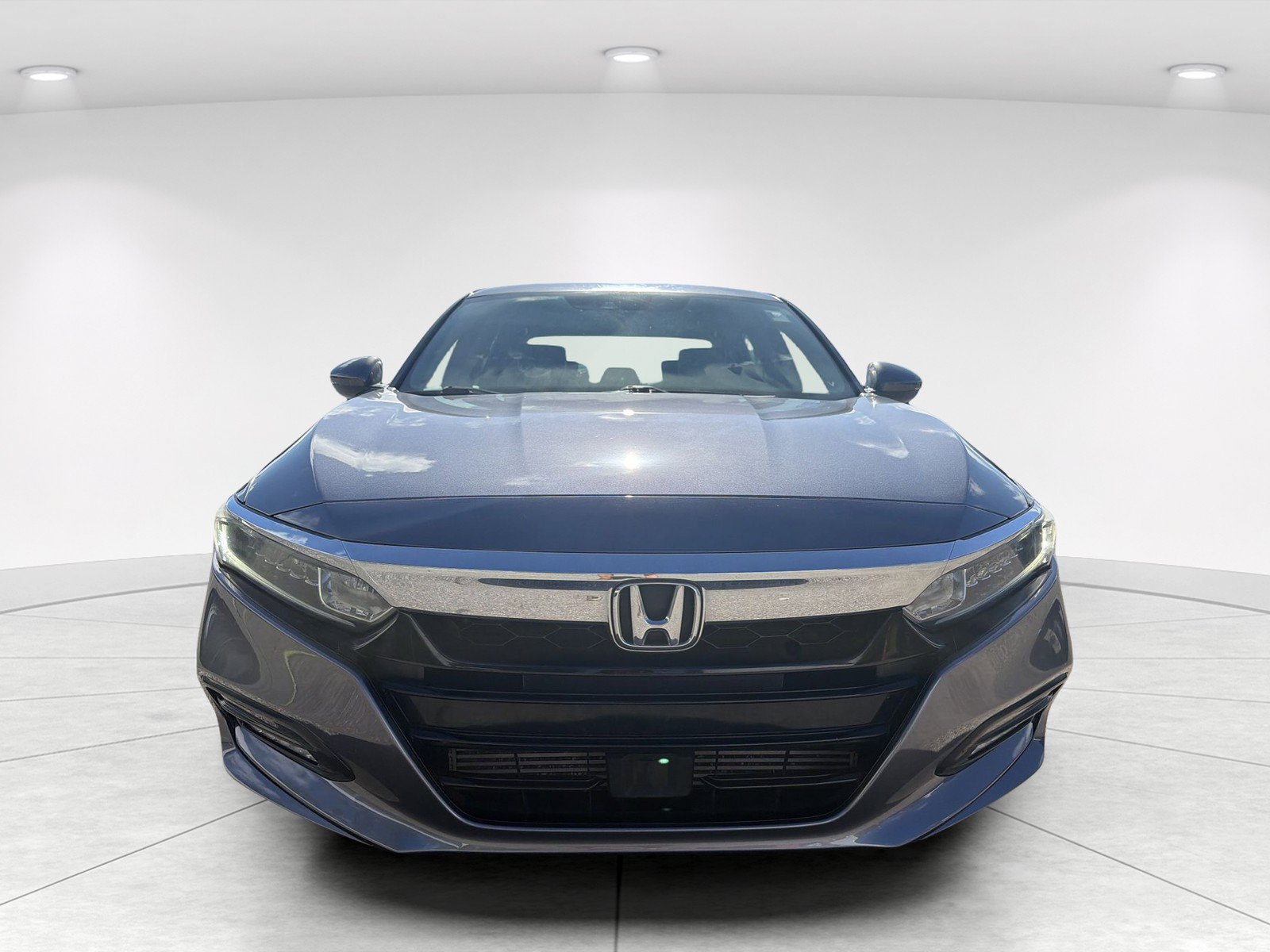 Used 2018 Honda Accord EX-L image 2