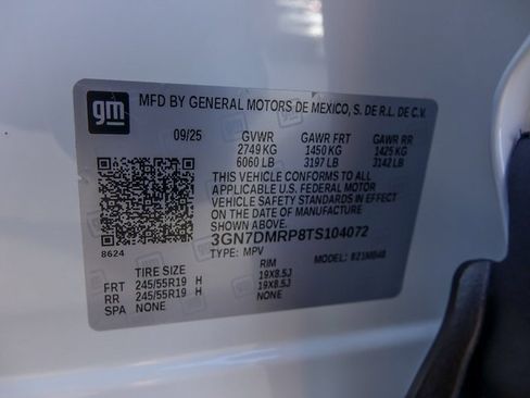 New 2026 Chevrolet Equinox EV LT w/ Comfort Package image 28