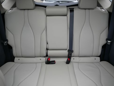 Certified 2025 Acura RDX SH-AWD w/ Technology Package image 13