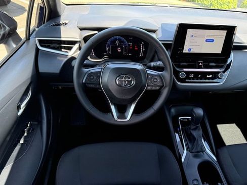 Used 2026 Toyota Corolla SE FWD image 21