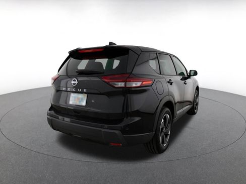 Used 2025 Nissan Rogue SV AWD/4WD image 11