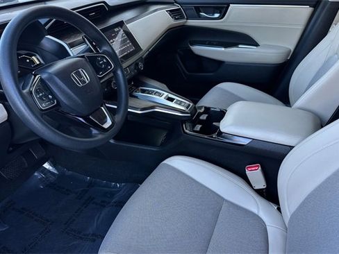 Certified 2021 Honda Clarity Plug-In Hybrid image 11
