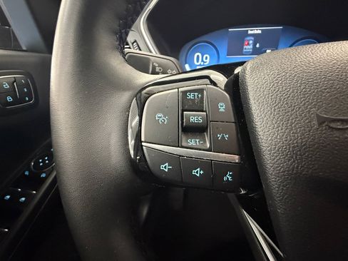 Used 2024 Ford Escape Platinum AWD/4WD image 17