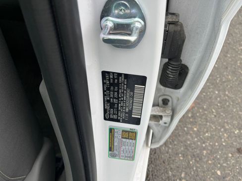 Used 2025 Hyundai Elantra SEL image 29