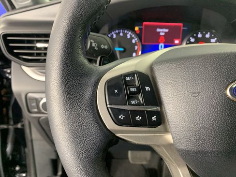 Used 2020 Ford Explorer XLT RWD image 18