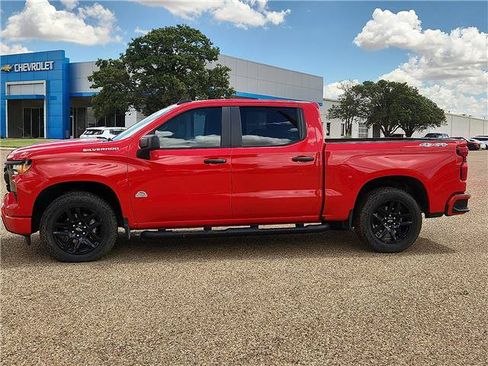 Used 2025 Chevrolet Silverado 1500 Custom w/ Turbomax Blackout Package AWD/4WD image 2
