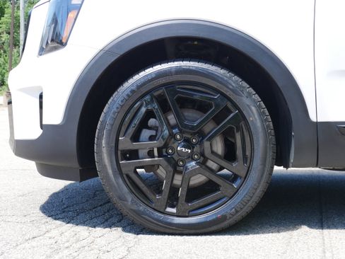 Certified 2024 Kia Telluride EX X-Line AWD/4WD image 13