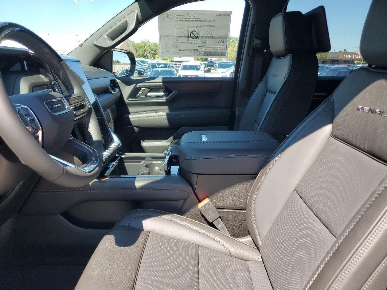 New 2027 GMC Yukon Denali w/ Denali Reserve Package AWD/4WD image 19