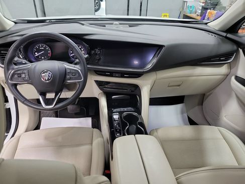Used 2022 Buick Envision Essence w/ Safety Package FWD image 3