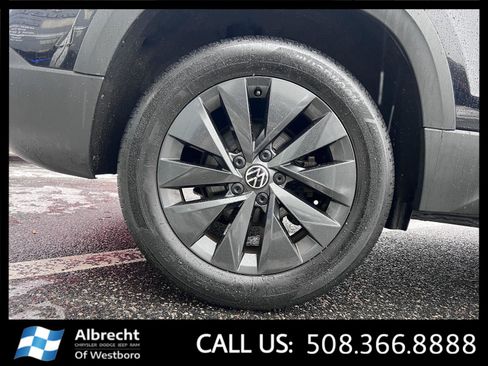 Used 2022 Volkswagen Taos S image 30