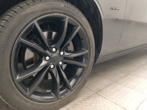 Used 2016 Dodge Challenger R/T Plus RWD image 31
