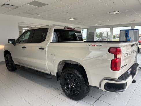 New 2026 Chevrolet Silverado 1500 Custom w/ Turbomax Blackout Package AWD/4WD image 7