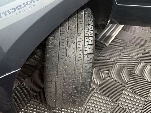 Used 2020 Chevrolet Tahoe Premier w/ 6.2L Performance Package image 42