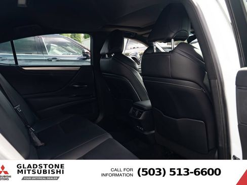 Used 2019 Lexus ES 350 F Sport w/ Accessory Package 2 FWD image 23