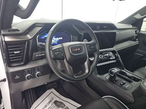 Used 2025 GMC Sierra 1500 AT4X image 20