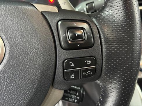 Used 2020 Lexus IS 300 F Sport w/ Blackline Edition image 28