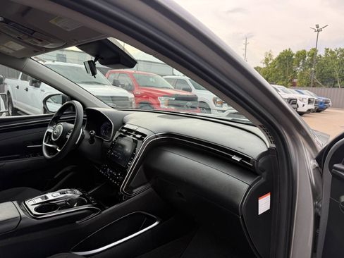 Used 2023 Hyundai Tucson Blue AWD/4WD image 9
