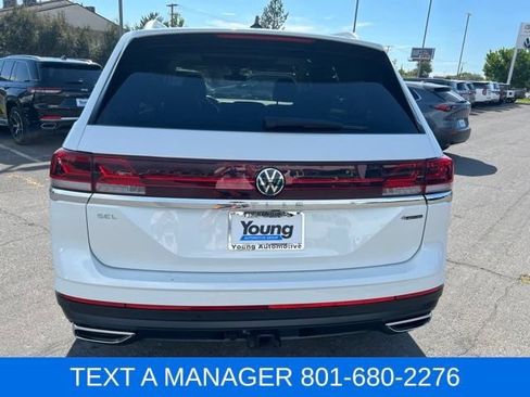 Used 2025 Volkswagen Atlas SEL AWD/4WD image 4