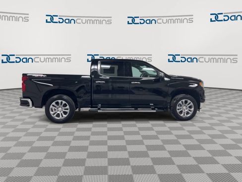 Used 2025 Chevrolet Silverado 1500 LTZ w/ LTZ Convenience Package II AWD/4WD image 9