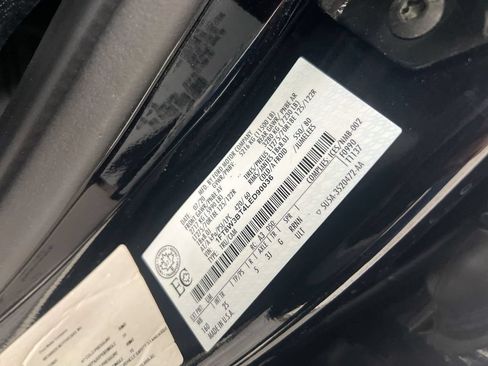 Used 2020 Ford F350 XLT w/ XLT Premium Package AWD/4WD image 27