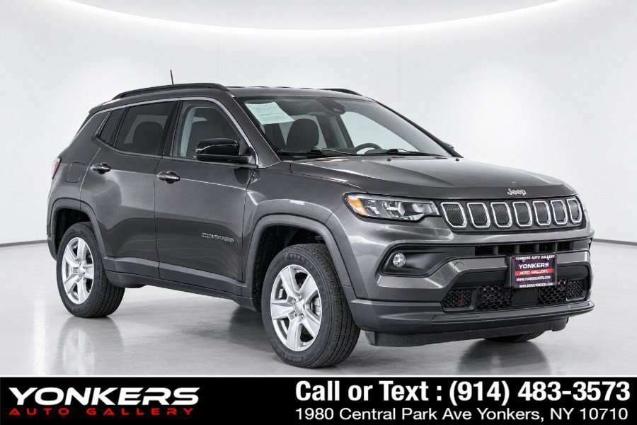 Used 2022 Jeep Compass Latitude AWD/4WD image 5