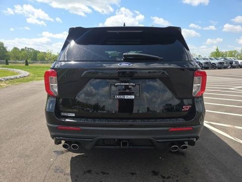 Certified 2023 Ford Explorer ST w/ Equipment Group 401A AWD/4WD image 9