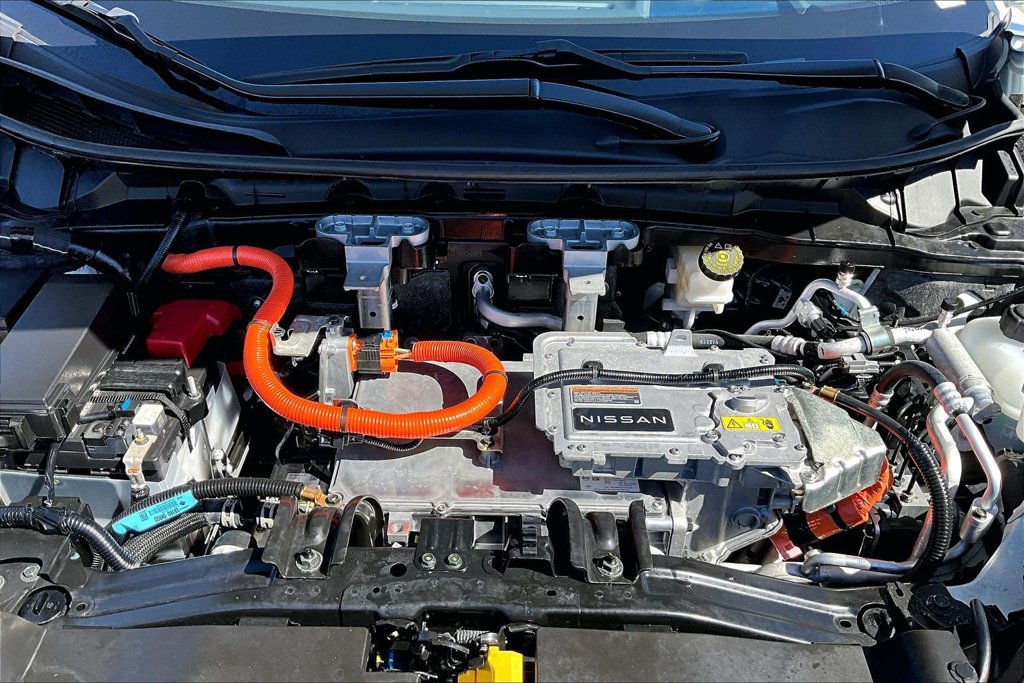 Used 2024 Nissan Ariya FWD image 31