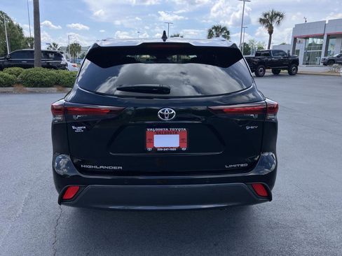 New 2026 Toyota Highlander Limited AWD/4WD image 4