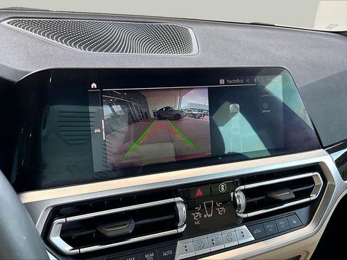 Used 2022 BMW 330i Sedan w/ M Sport Package RWD image 28