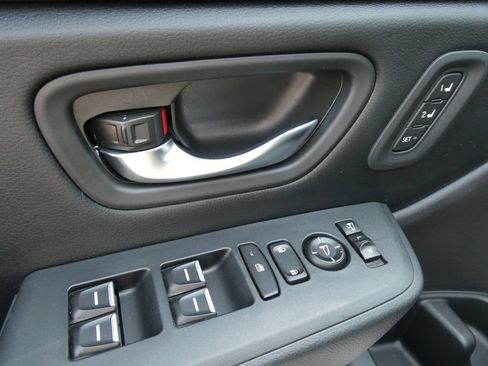 Used 2024 Honda Pilot Elite image 26