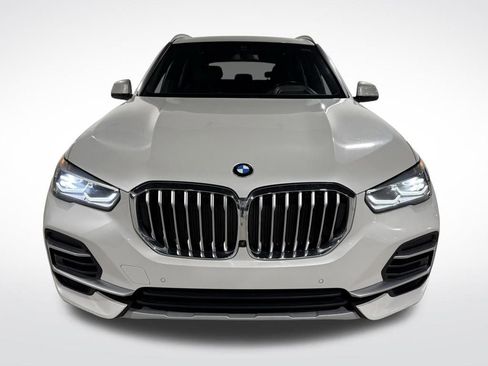 Used 2023 BMW X5 xDrive40i w/ Premium Package image 12