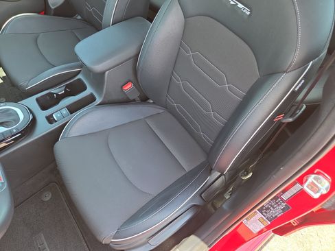 Used 2024 Kia Forte GT-Line FWD image 13