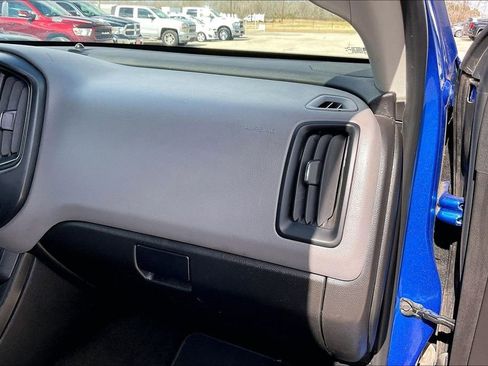 Used 2018 Chevrolet Colorado W/T w/ WT Convenience Package image 21