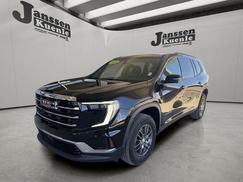 Used 2025 GMC Acadia Elevation FWD image 5