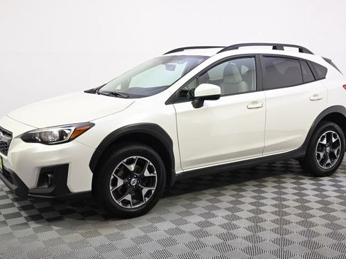 Used 2018 Subaru Crosstrek 2.0i Premium w/ Eyesight System AWD/4WD image 3