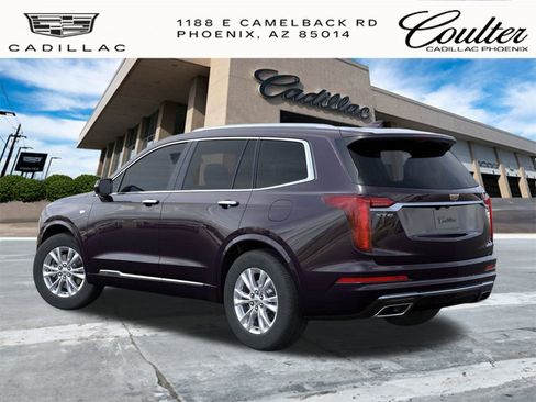New 2025 Cadillac XT6 Luxury image 3