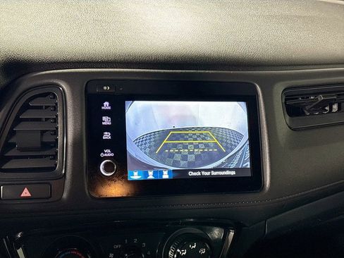 Used 2022 Honda HR-V Sport image 16