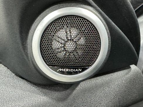 Used 2020 Land Rover Range Rover Evoque SE image 23