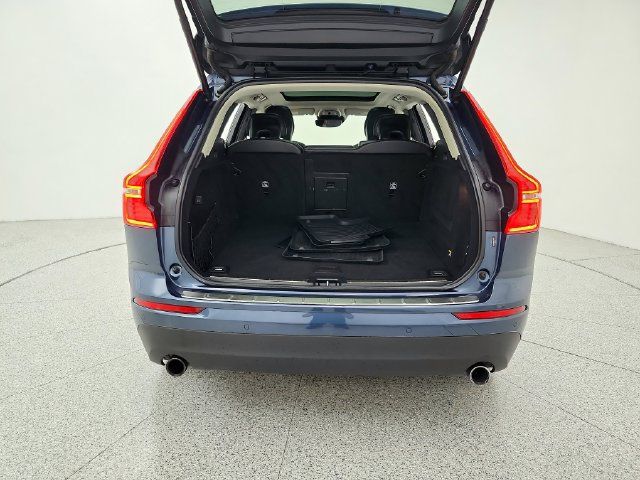 Used 2019 Volvo XC60 T6 Momentum w/ Advanced Package AWD/4WD image 19