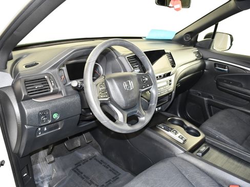 Used 2022 Honda Pilot Sport image 37