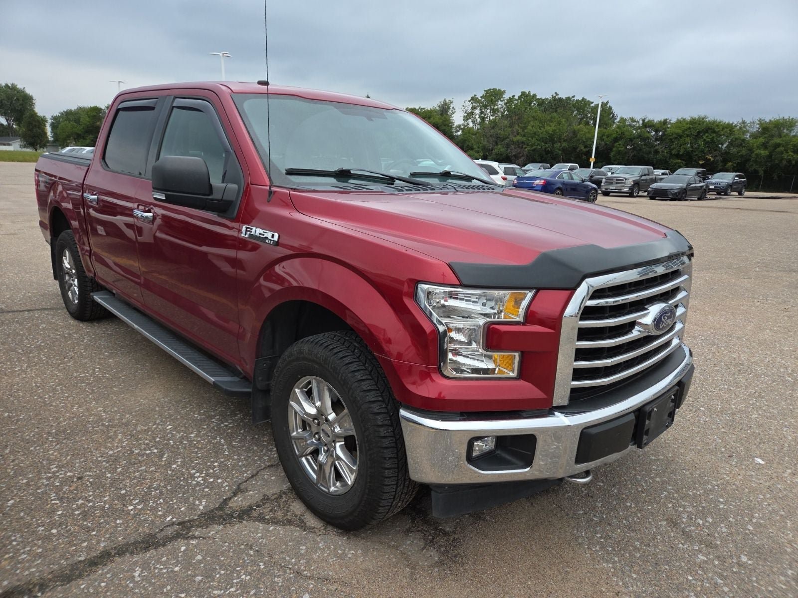Used 2017 Ford F150 XLT w/ Equipment Group 302A Luxury AWD/4WD image 6