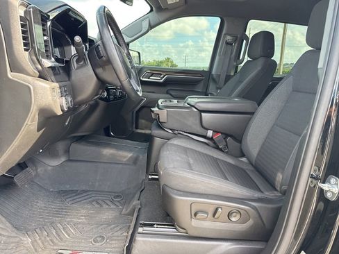 Used 2023 Chevrolet Silverado 1500 LT AWD/4WD image 6