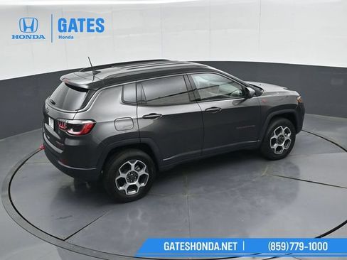 Used 2022 Jeep Compass Trailhawk w/ Trailhawk Convenience Group AWD/4WD image 43