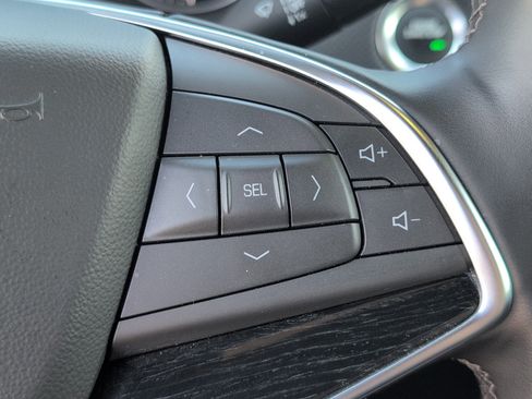 Certified 2025 Cadillac XT5 Premium Luxury image 22