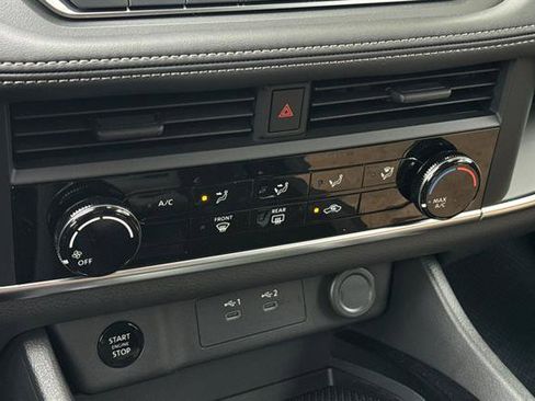 New 2026 Nissan Rogue S image 21