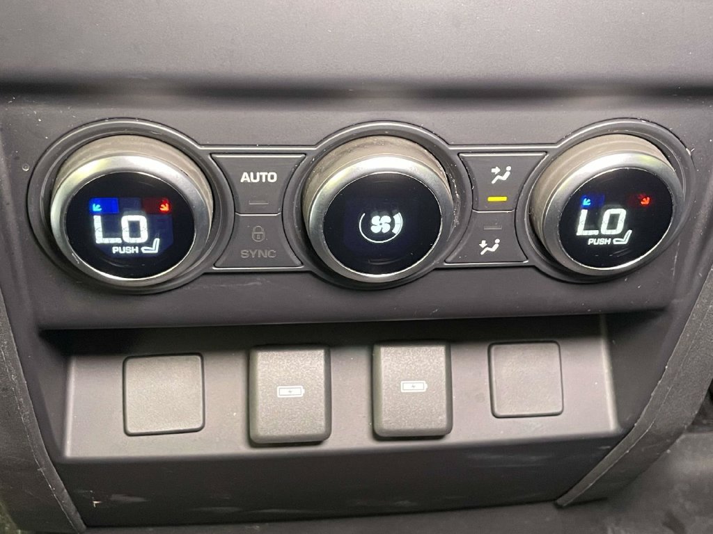 Used 2024 Land Rover Defender 110 S AWD/4WD image 19